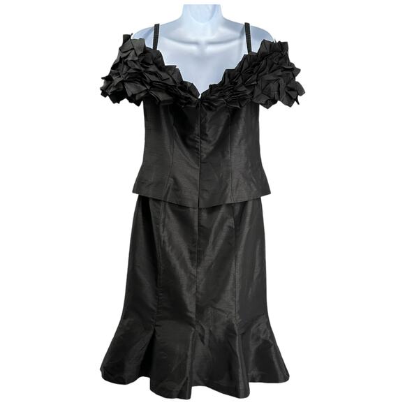 Daymor Couture Dresses & Skirts - DayMor Couture Vintage Dramatic Black Gown Midi Dress Off Shoulder 6 Gothic